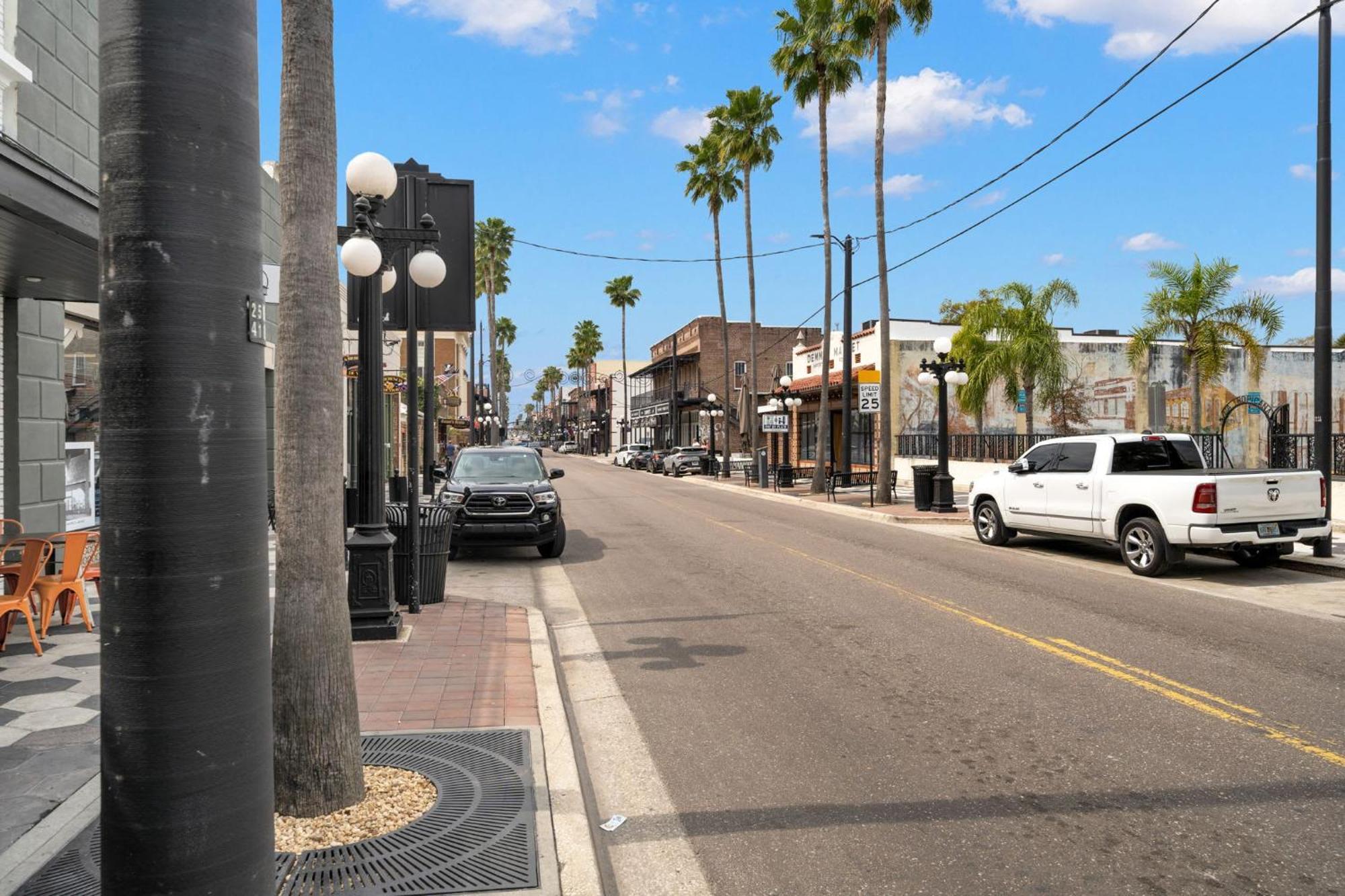 New! Sangria Suite - Upscale Ybor City Studio, Right On 7Th Ave Tampa Dış mekan fotoğraf